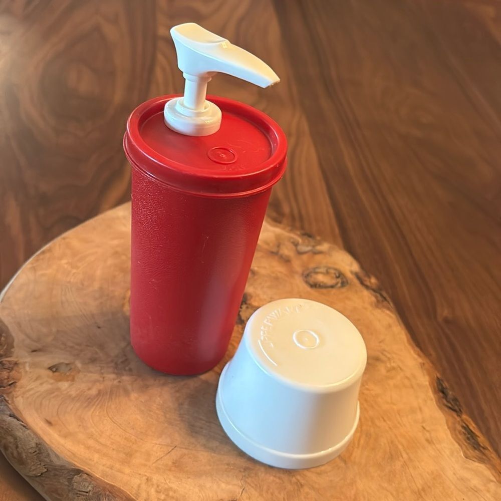Vintage Tupperware Ketchup Catsup Dispenser